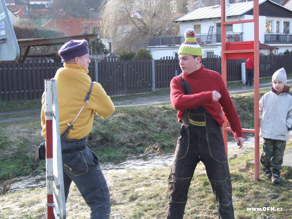 Zavřít