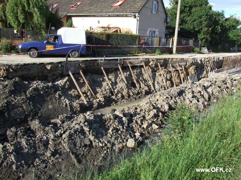 Zavřít
